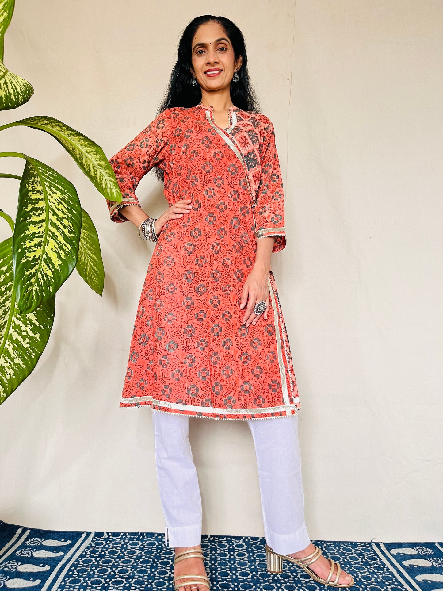 AJRAKH DABO Kurti