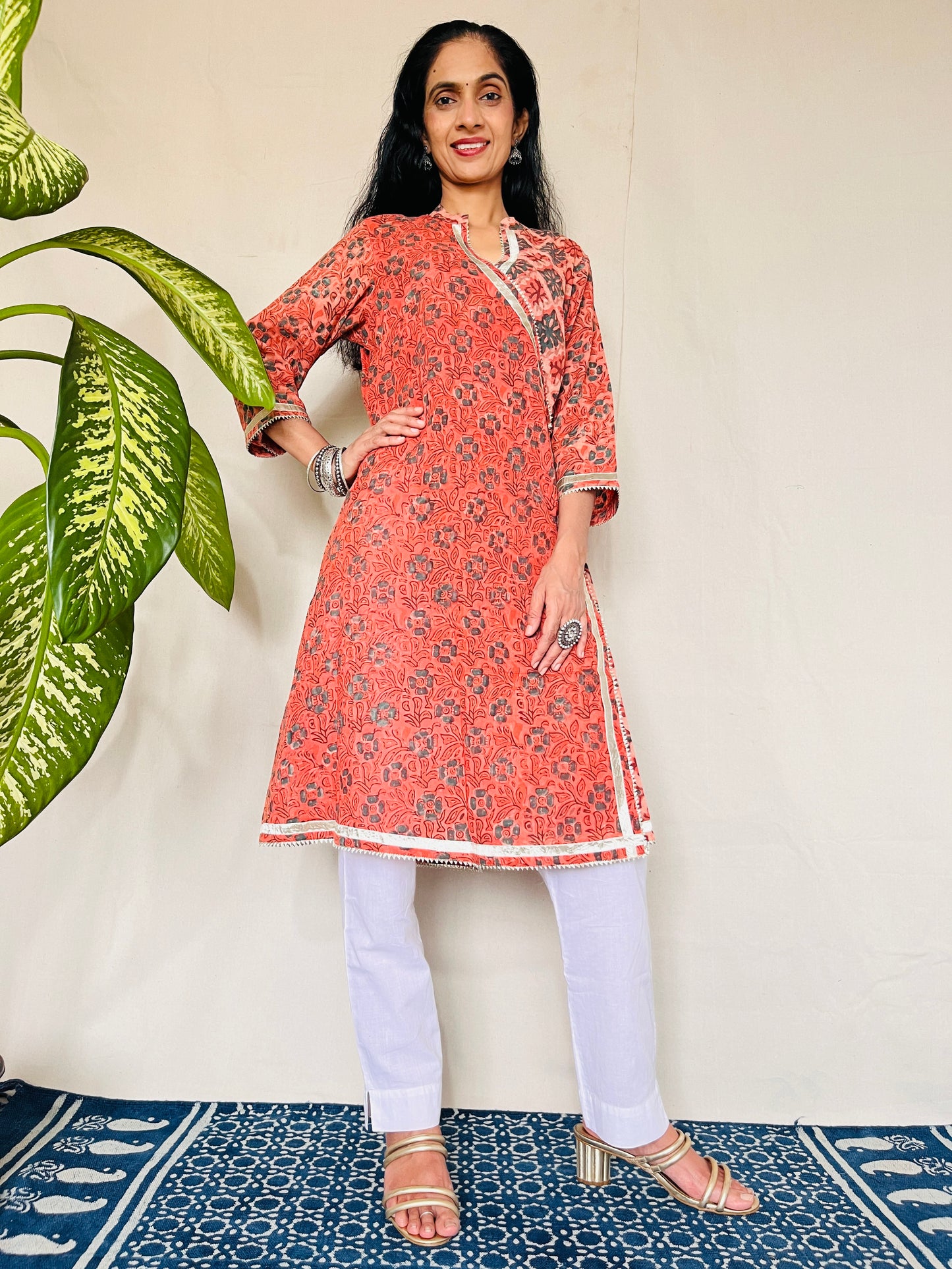 AJRAKH DABO Kurti