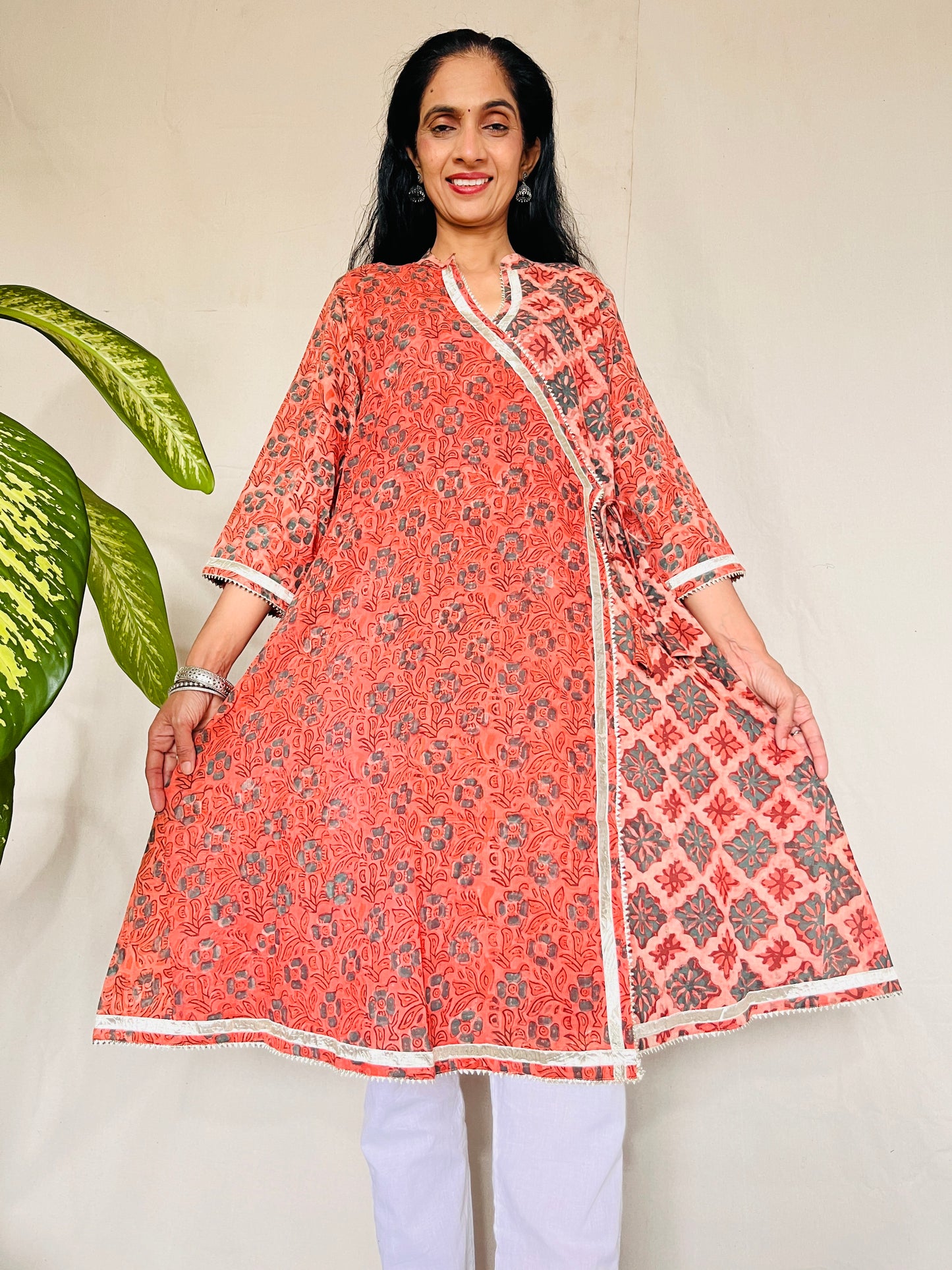 AJRAKH DABO Kurti